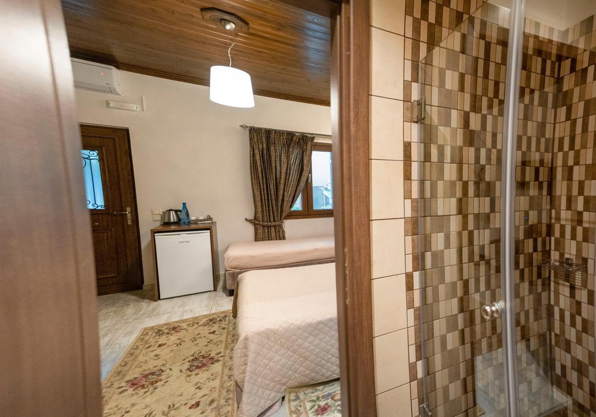 Liontos Rooms Pramanta Bagian luar foto