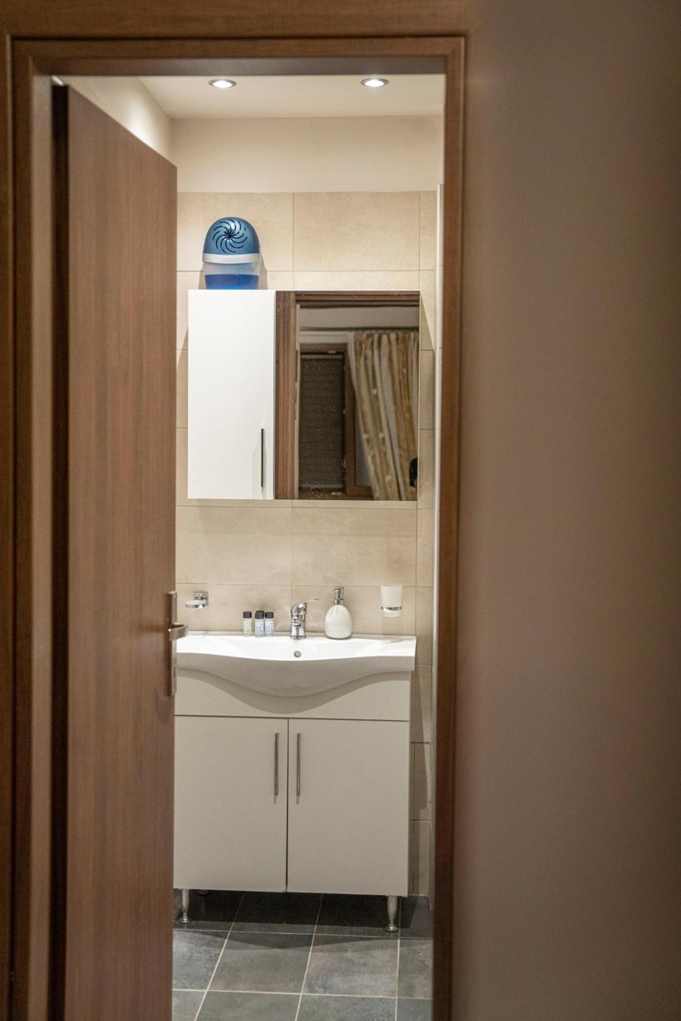 Liontos Rooms Pramanta Bagian luar foto